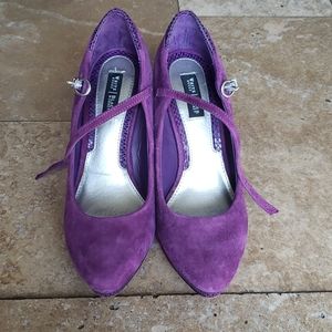 WHBM Purple pumps